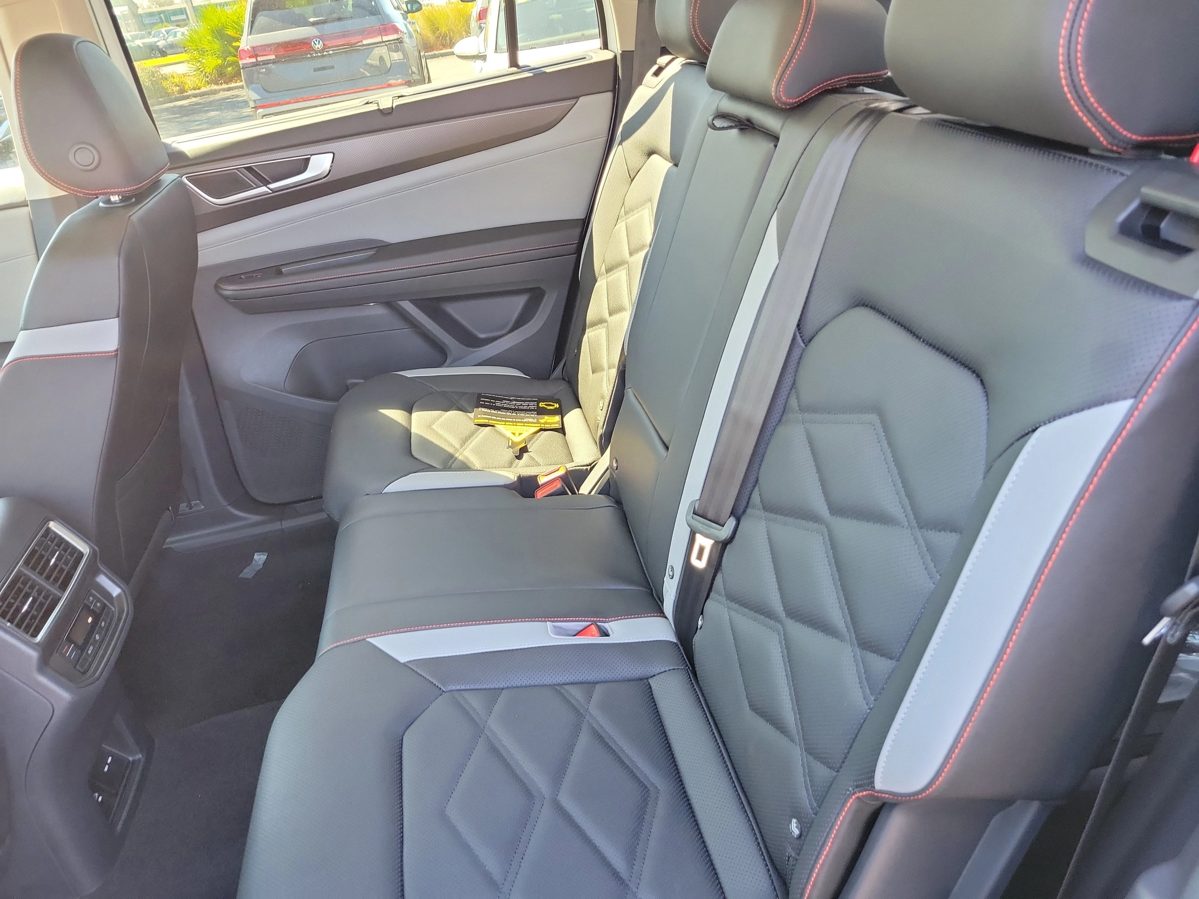 New 2026 White Volkswagen Peak Edition image 15
