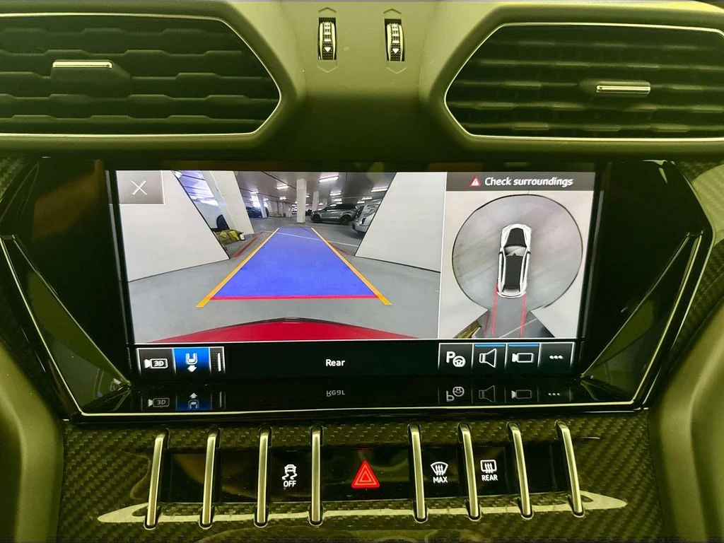 Used 2023 Rosso Mars Metallic Lamborghini Performante image 14