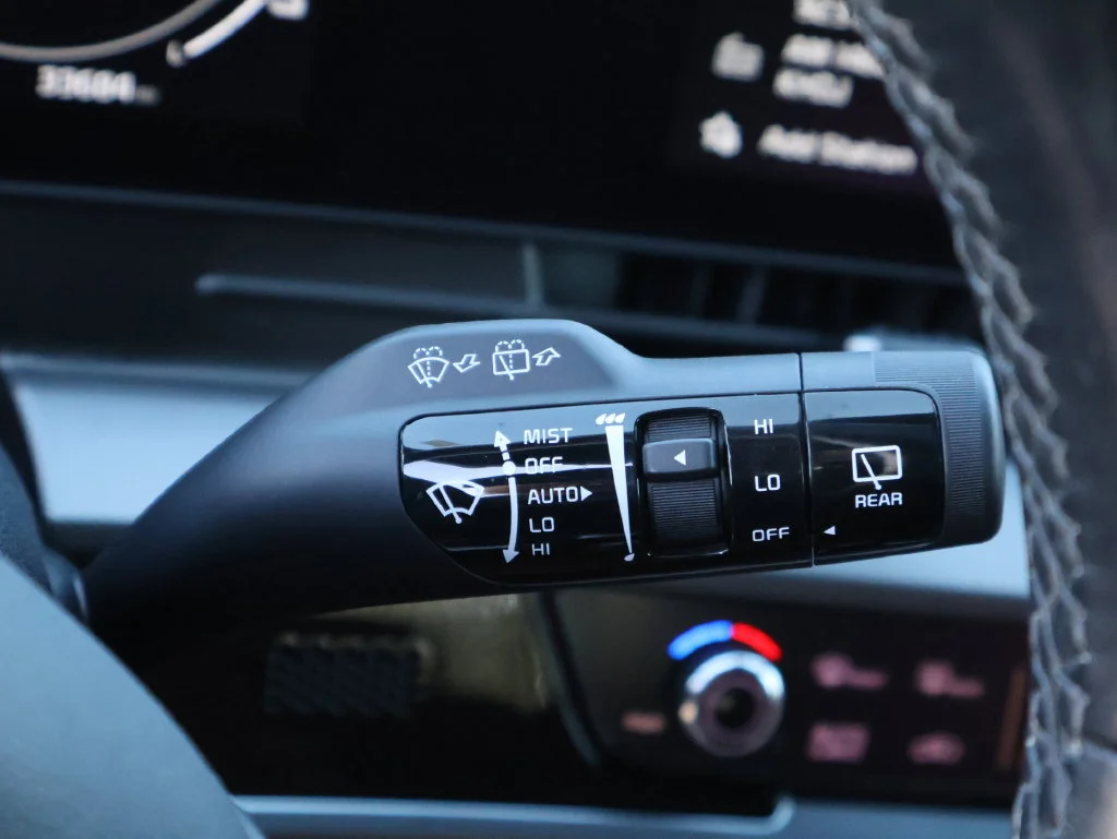 Used 2025 Black Kia SX-Prestige image 58