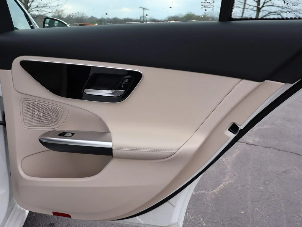 Used 2026 Polar White Mercedes-Benz C 300 image 15