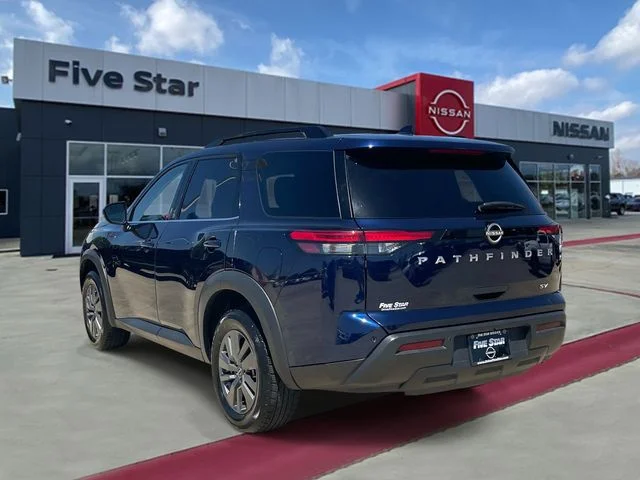 Used 2024 Blue Nissan SV image 4