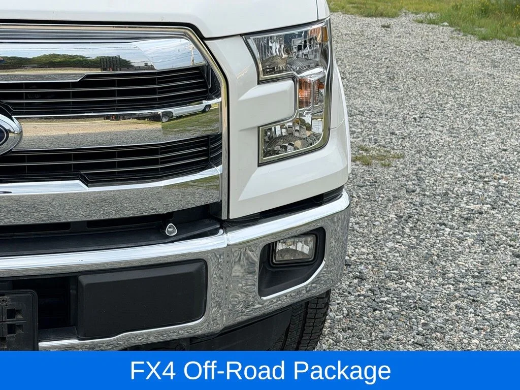 Used 2015 White Ford Lariat image 13