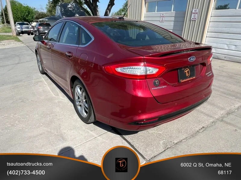 Used 2015 Red Ford Titanium Hybrid Sedan 4D image 5