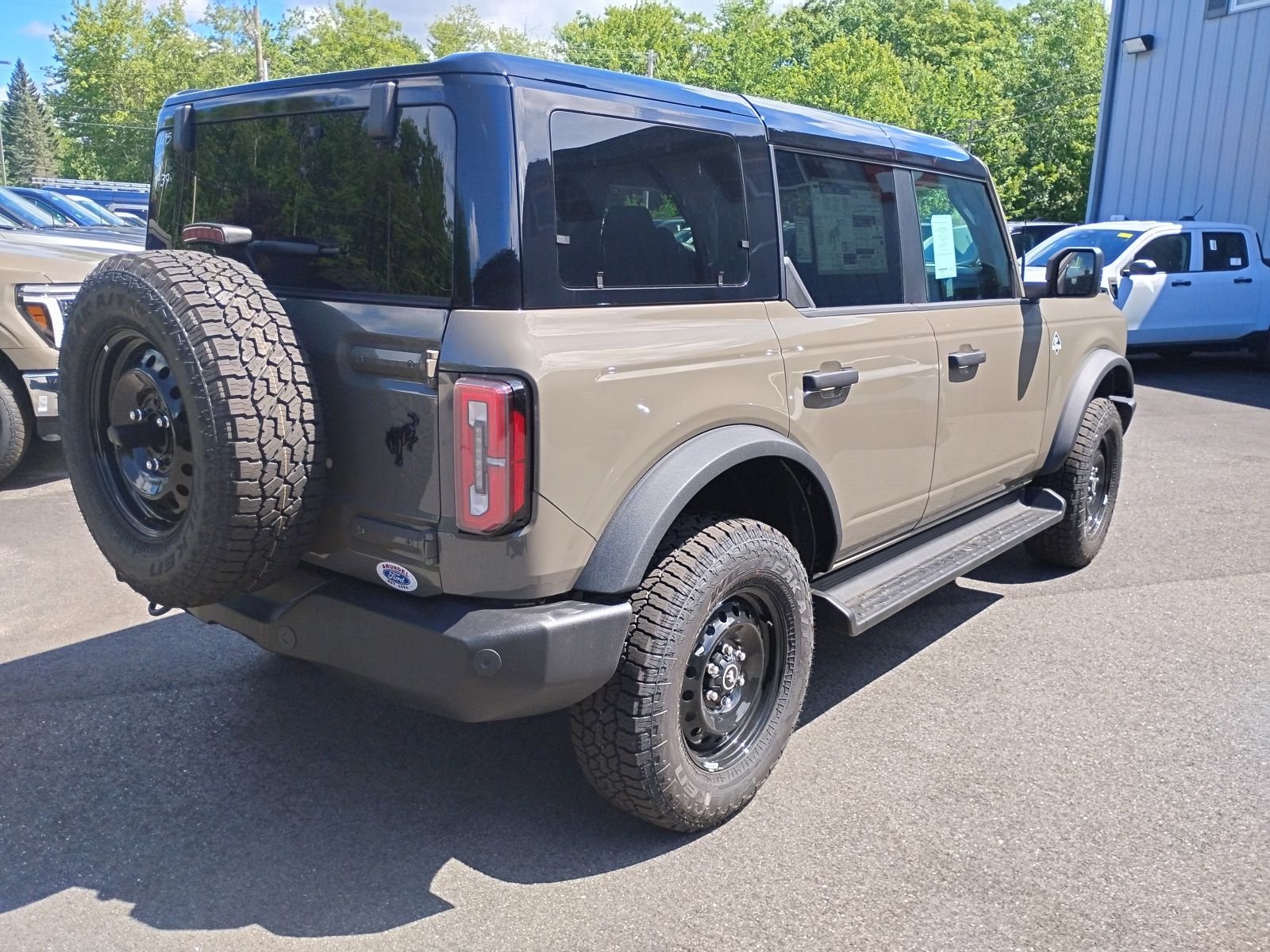 New 2026 Marsh Gray Ford Outer Banks® image 7