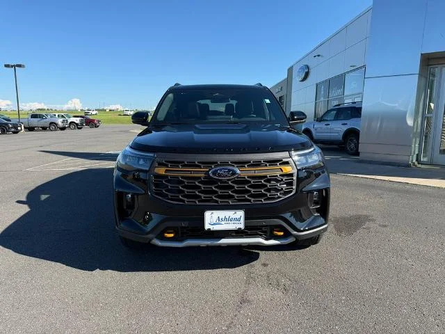 New 2026 Agate Black Metallic Ford Tremor® image 41