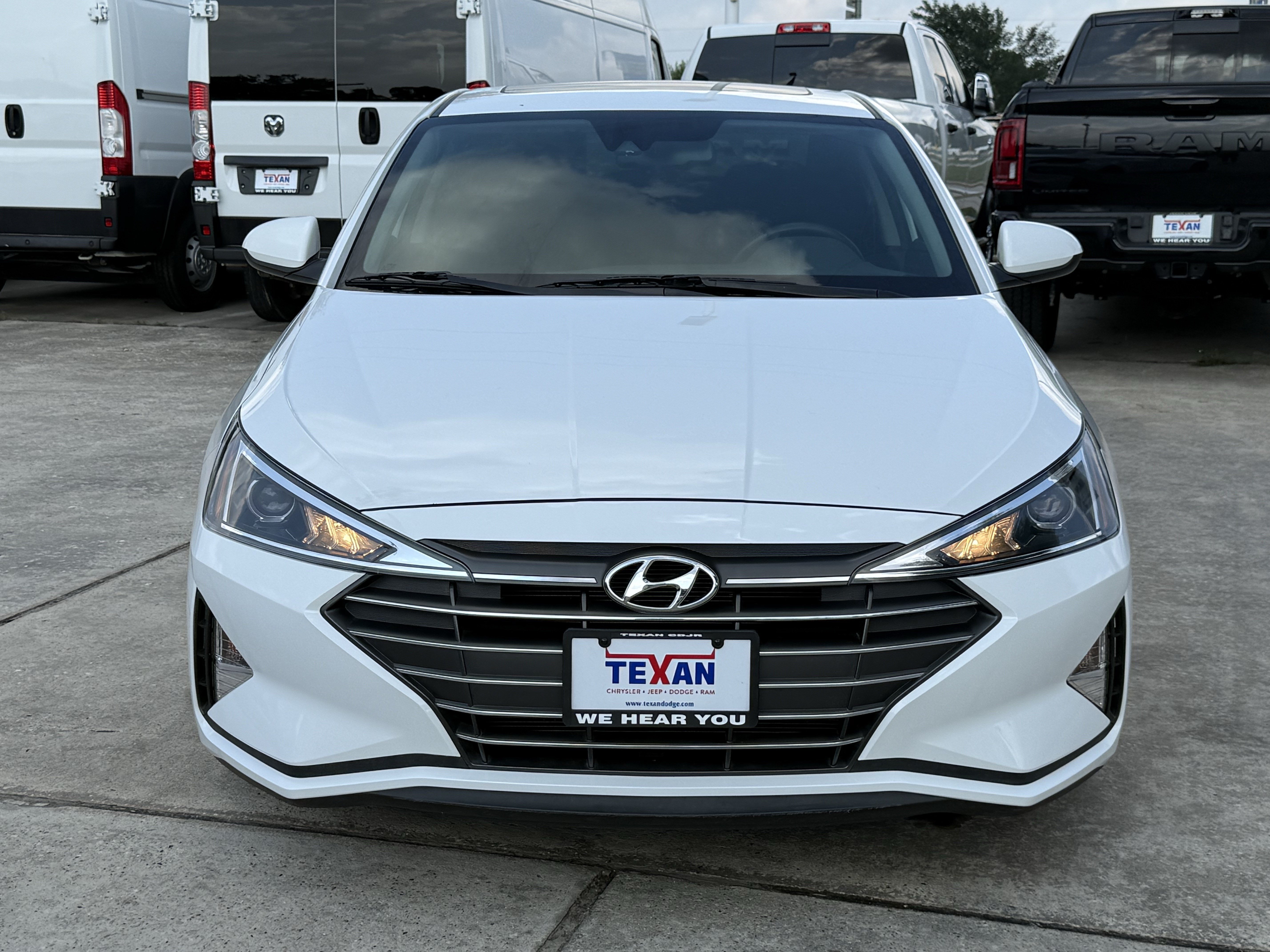 Used 2020 Quartz White Pearl Hyundai Value Edition image 10