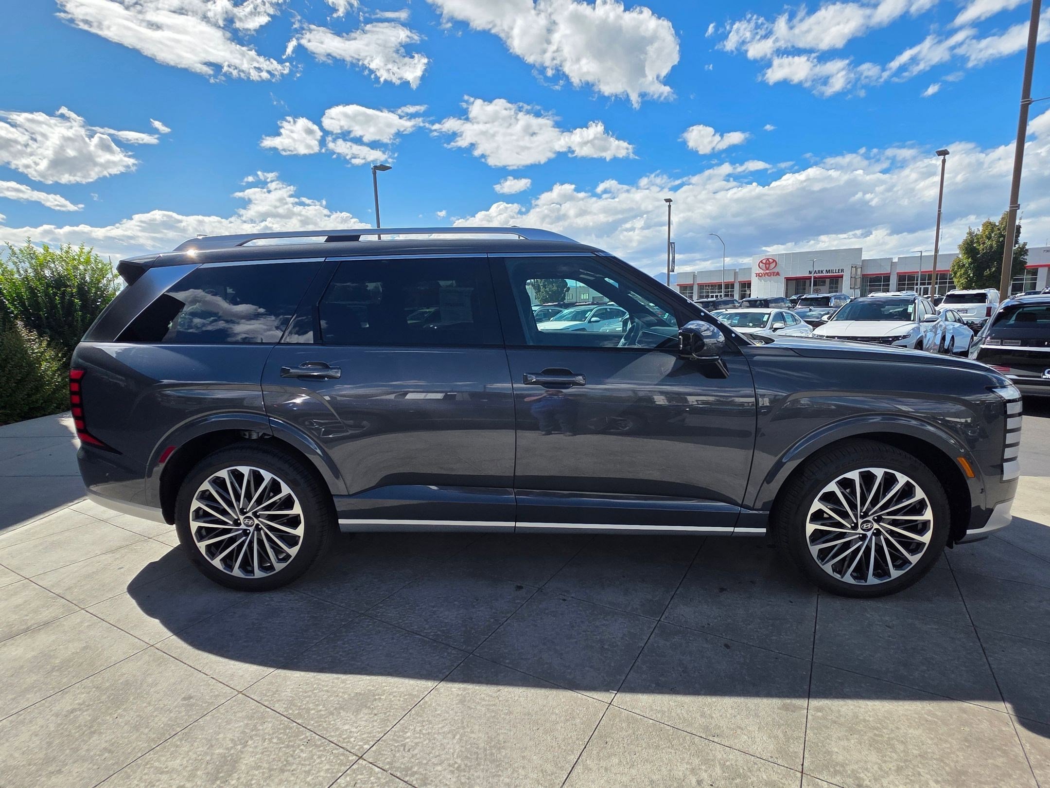 New 2026 Ecotronic Gray Pearl Hyundai Calligraphy image 2