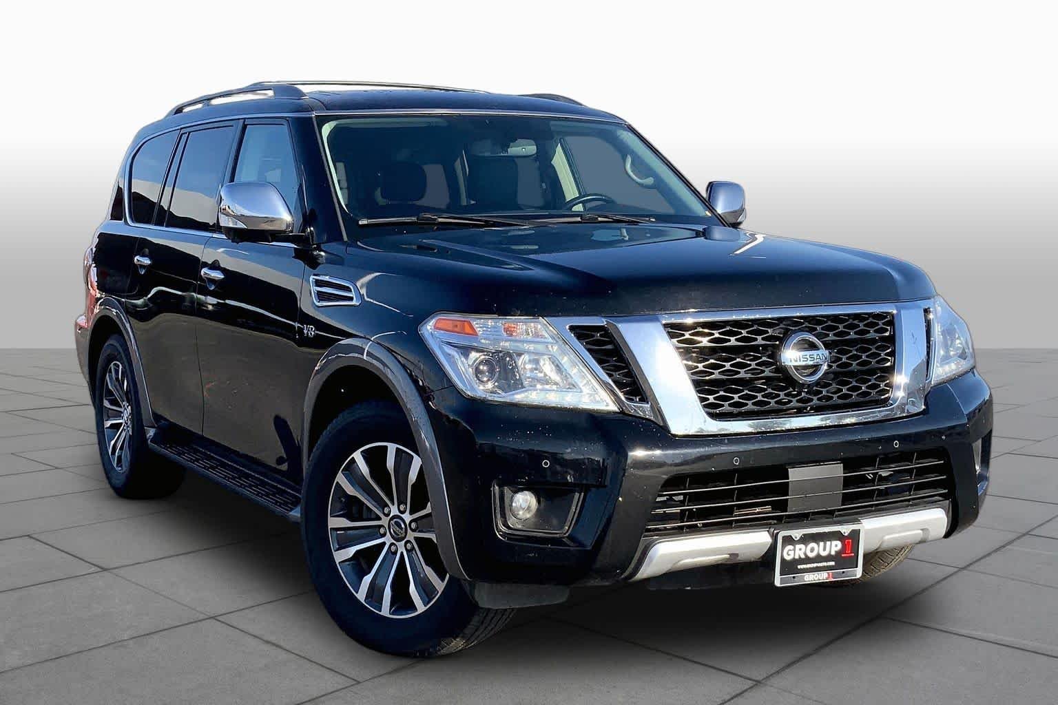 Used 2018 Super Black Nissan SL image 3