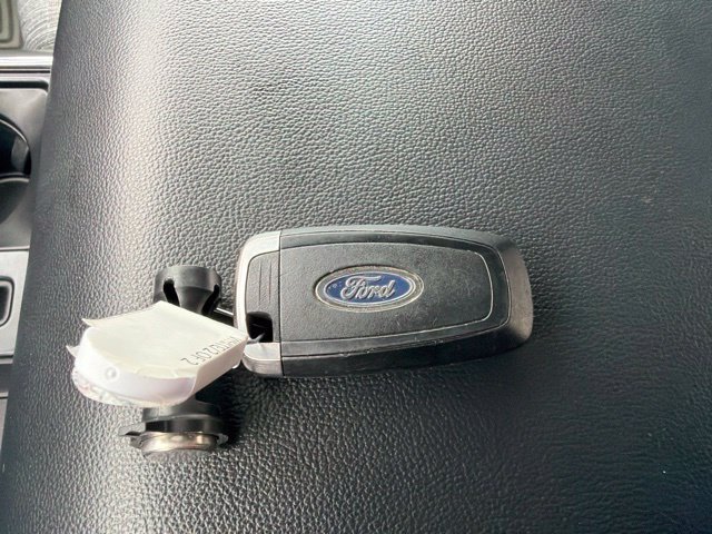 Used 2022 White Ford XL image 61