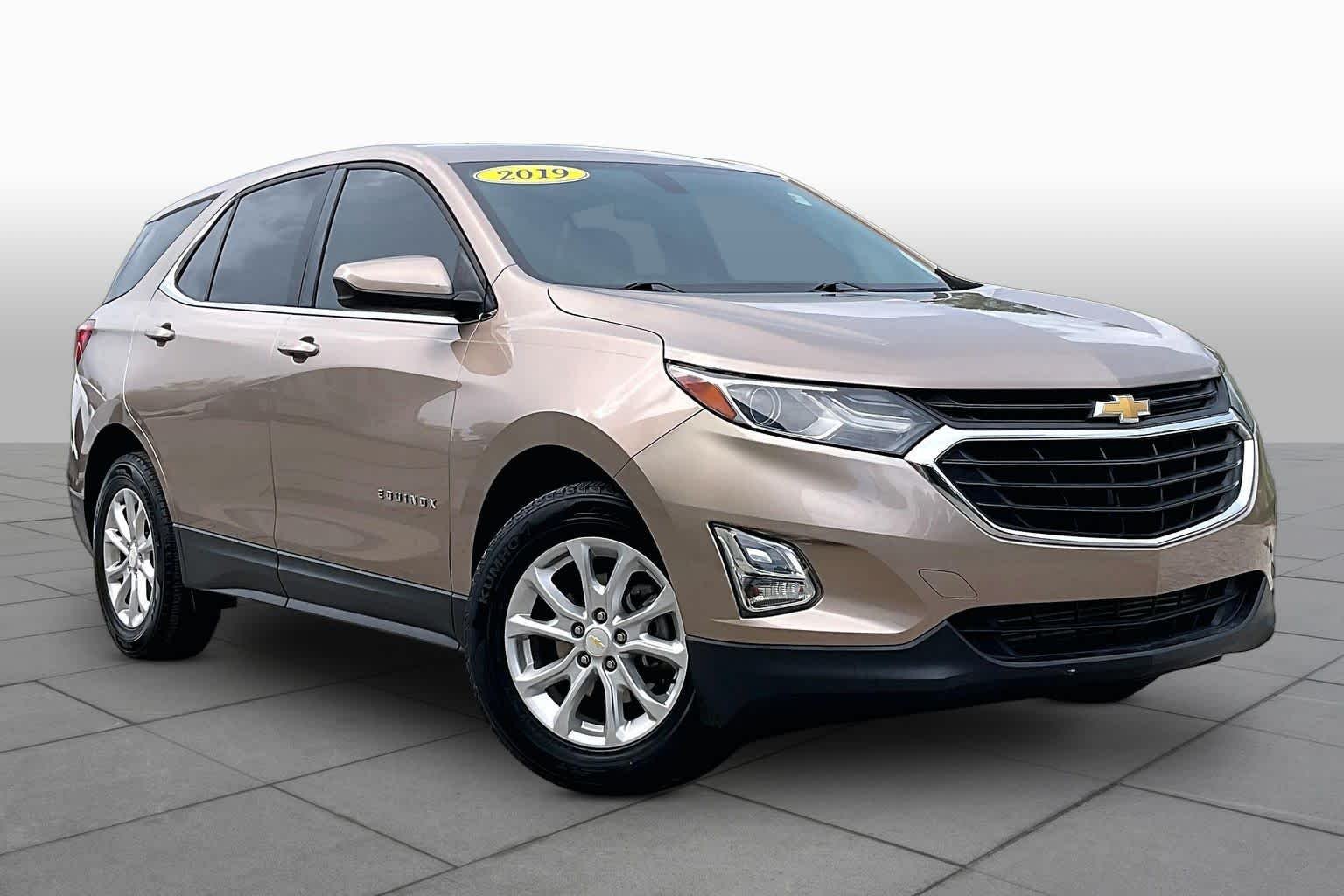 Used 2019 Sandy Ridge Metallic Chevrolet LT image 3