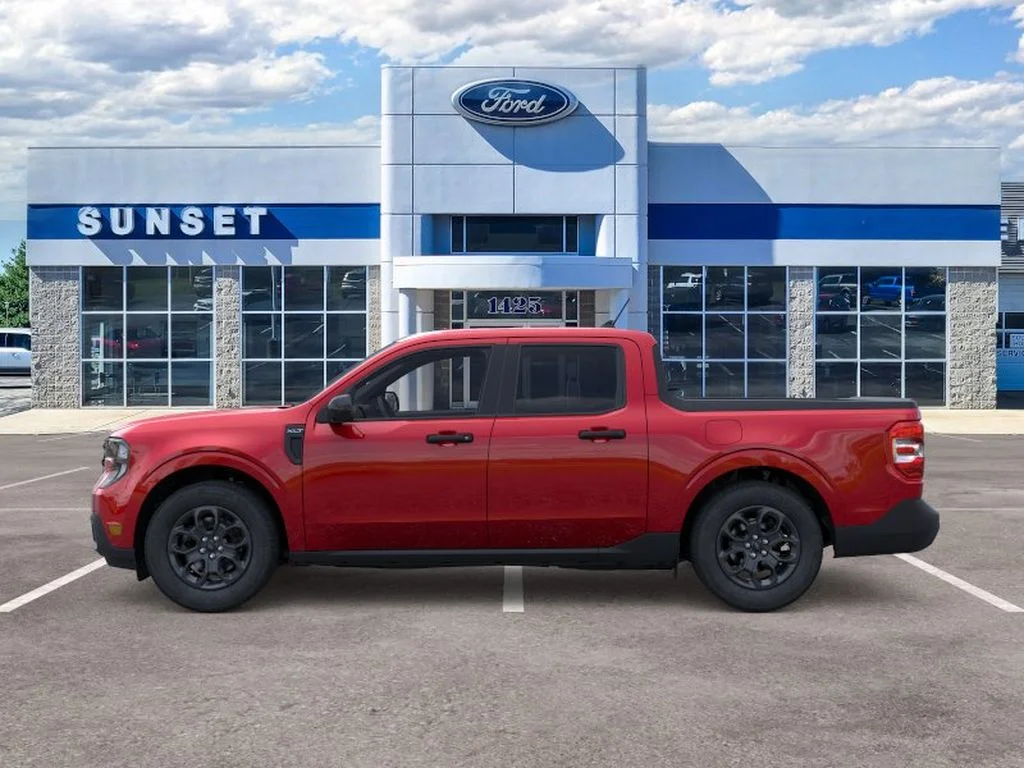 New 2026 Ruby Red Metallic Tinted Clearcoat Ford XLT image 3