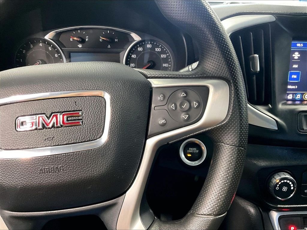 Used 2024 White GMC SLE image 23