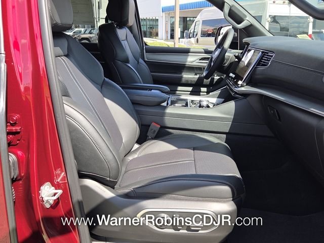 New 2026 Velvet Red Pearl-Coat Exterior Paint Jeep  image 18