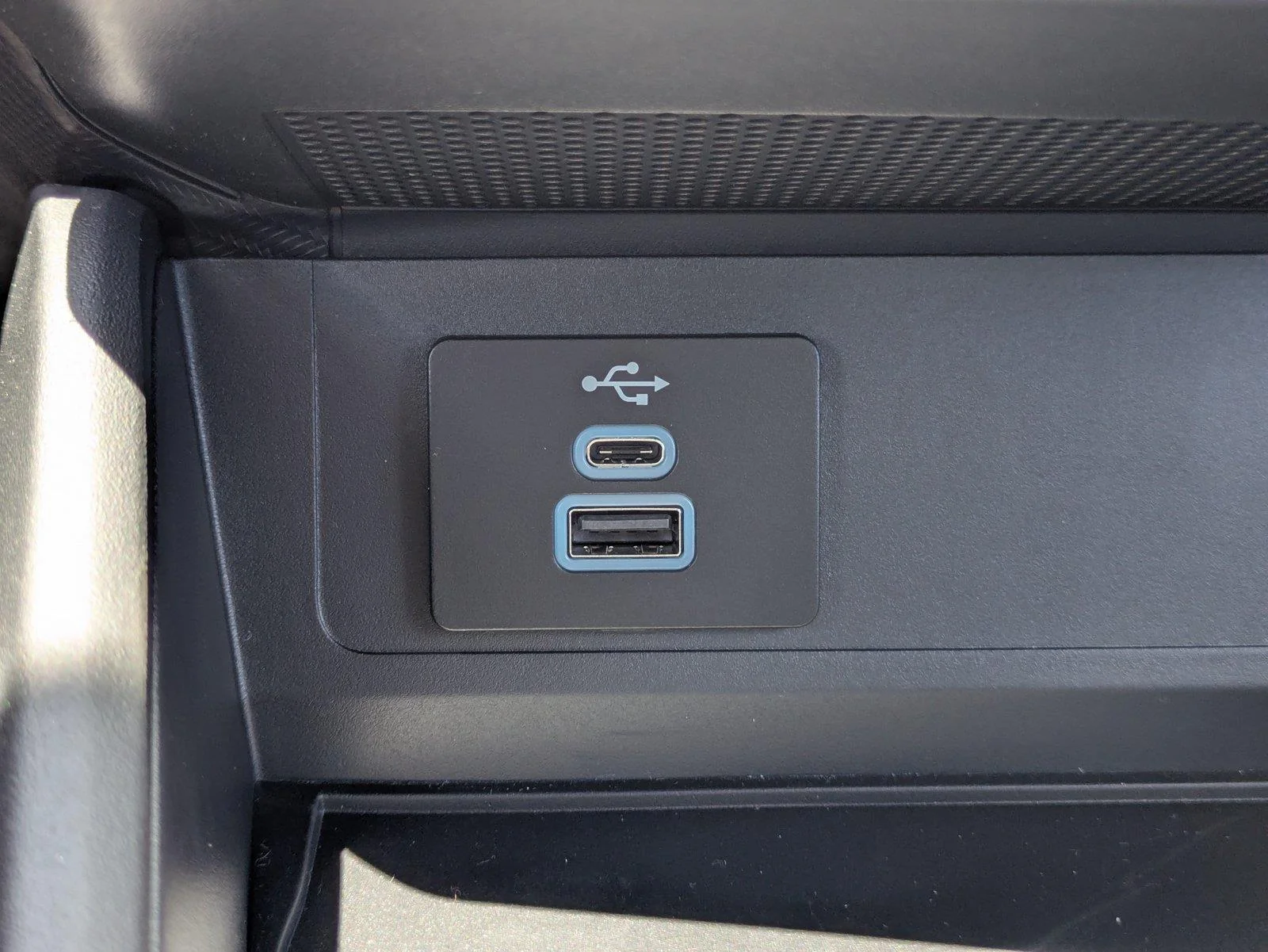 New 2026 Shadow Black Ford EcoBoost® Premium Fastback image 23