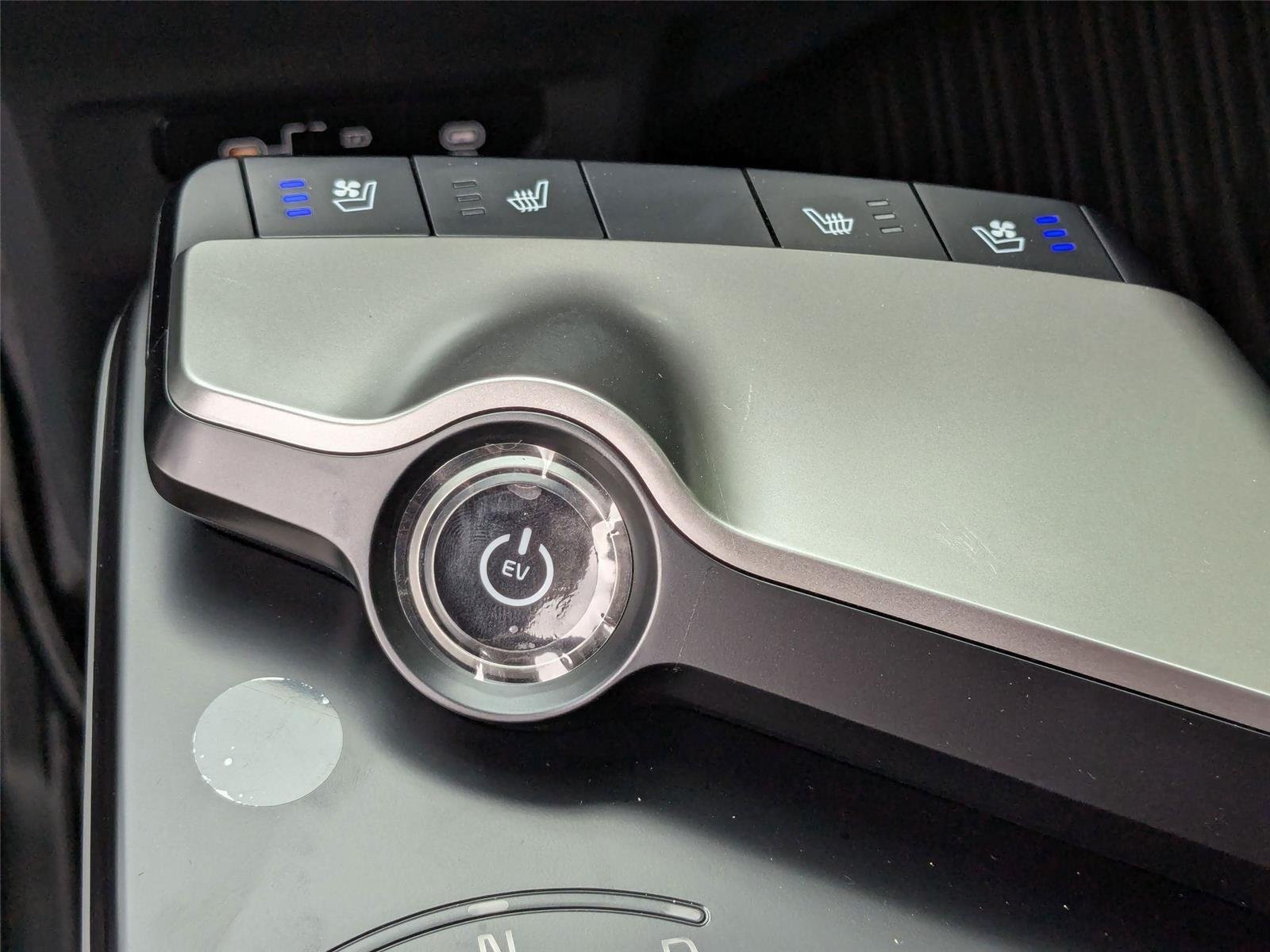 2025 Kia EV6 Wind - Photo 22