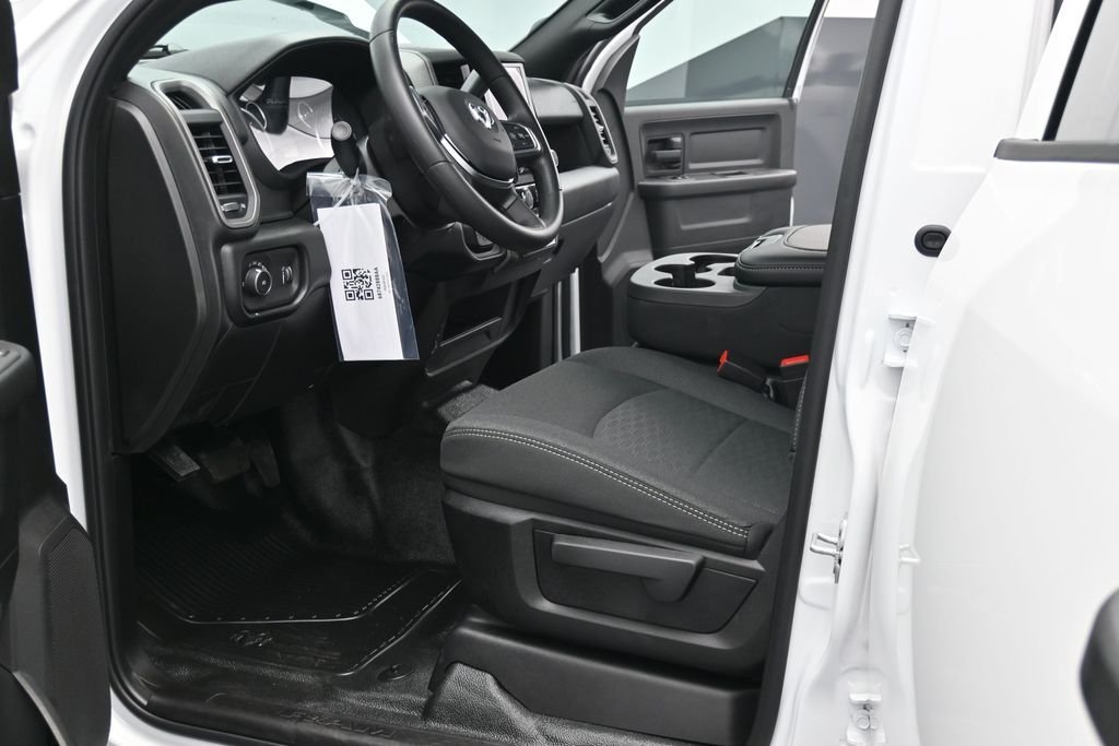 New 2026 Bright White Clearcoat RAM Tradesman image 16