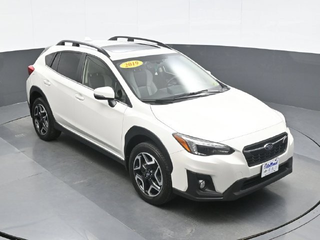 Used 2019 White Subaru 2.0i Limited image 14
