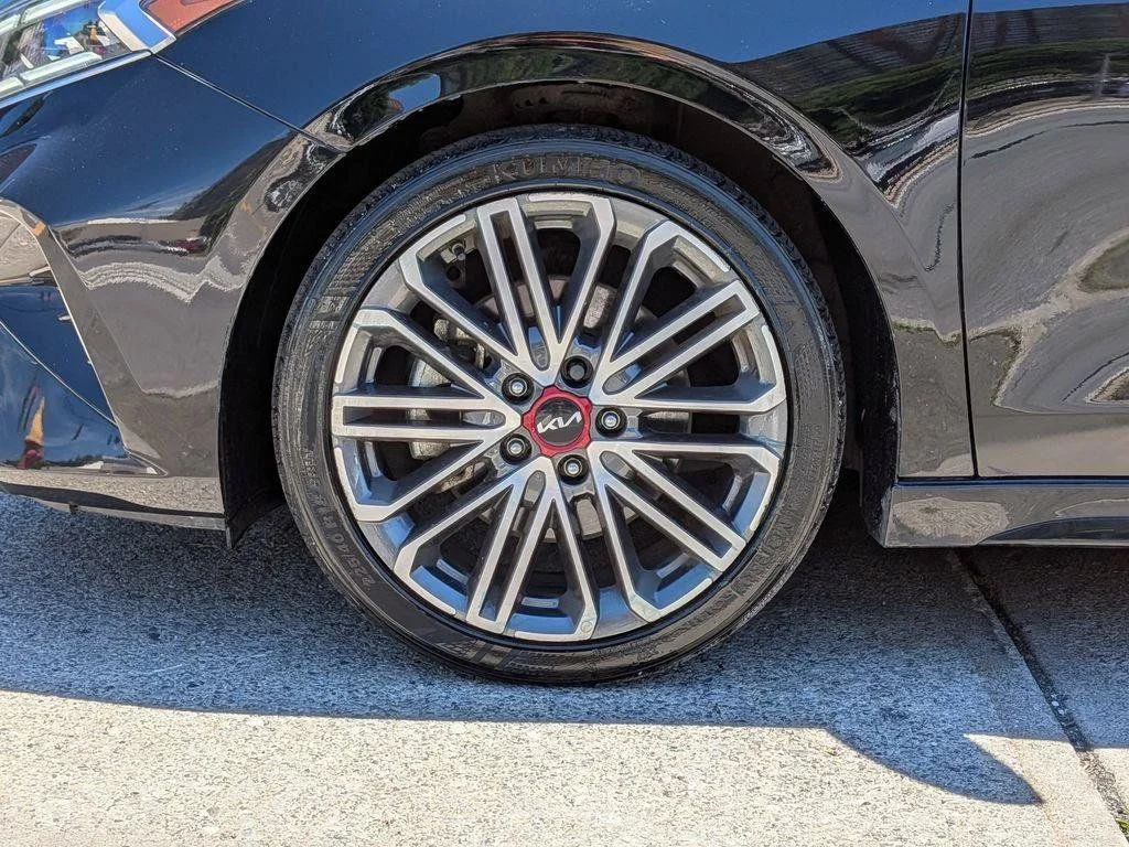Used 2023 Black Kia GT image 29