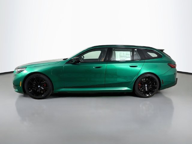 New 2027 Green Metallic BMW Base image 4