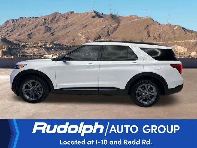 Used 2024 White Ford XLT image 2