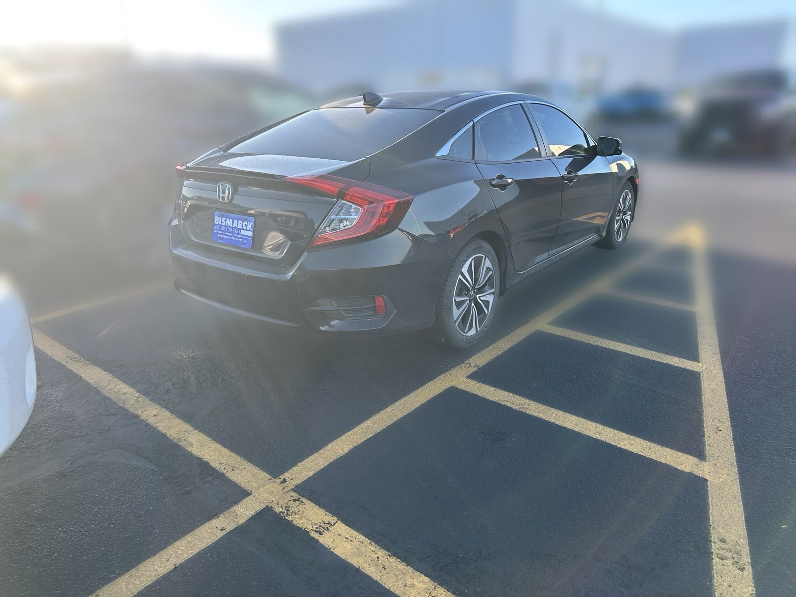 Used 2016 Black Honda EX-L image 3