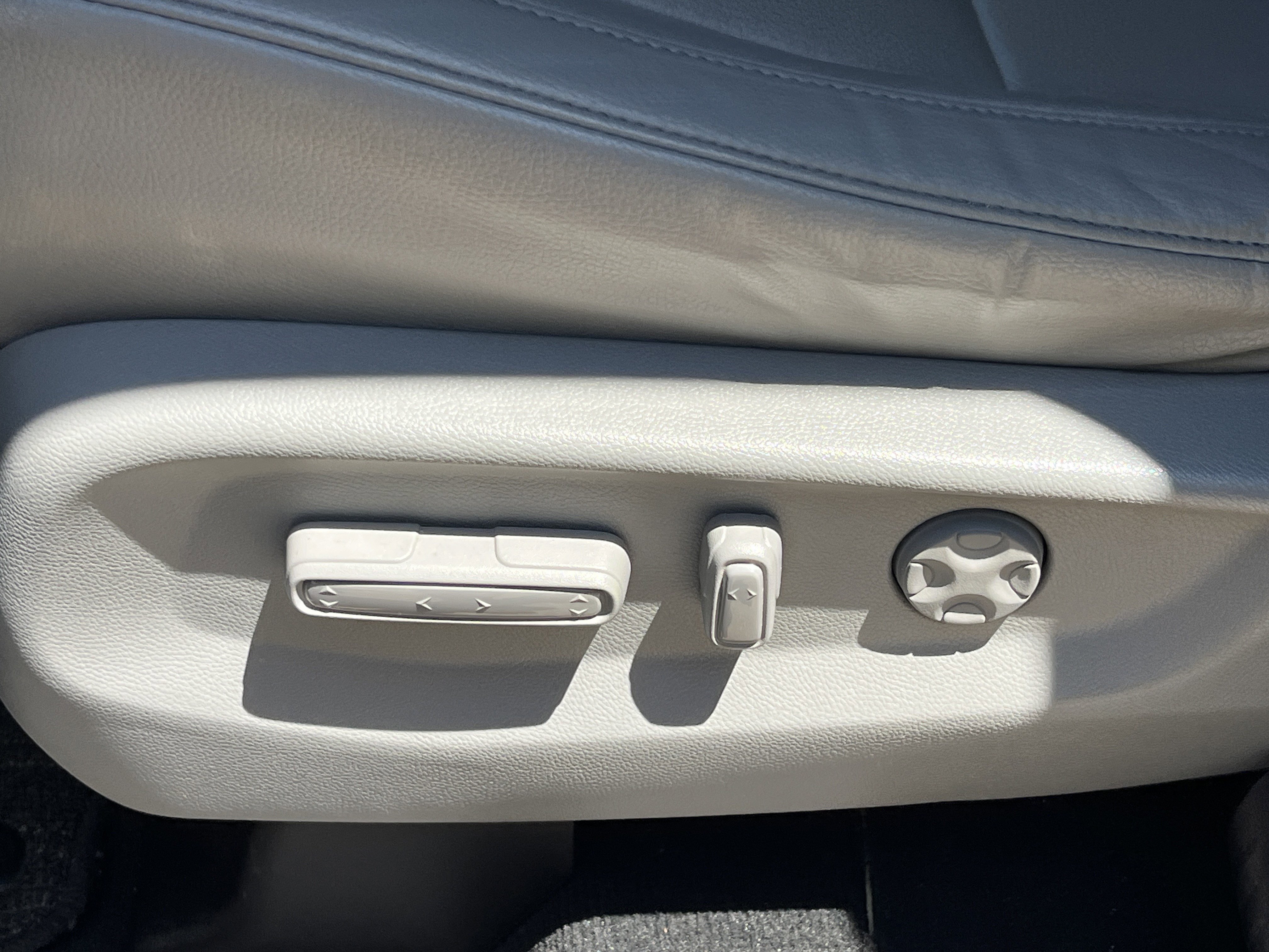 Used 2023 Charcoal Honda Touring image 18