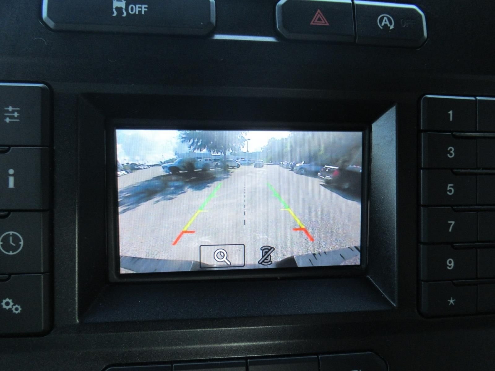 Used 2018 Blue Ford XLT image 29