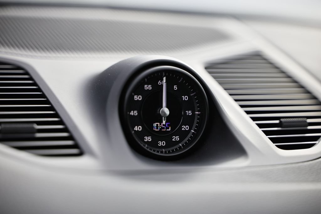 Used 2024 White Porsche  image 37