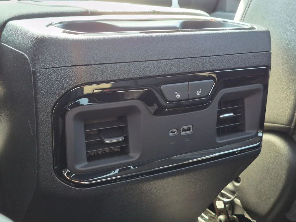 2026 GMC Sierra 2500HD AT4 - Photo 20