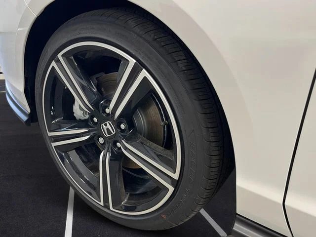 New 2026 Platinum White Pearl Honda Sport image 11