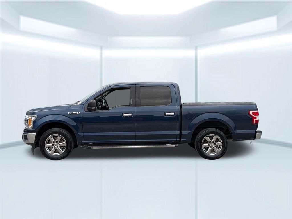 Used 2019 Blue Ford XLT image 2