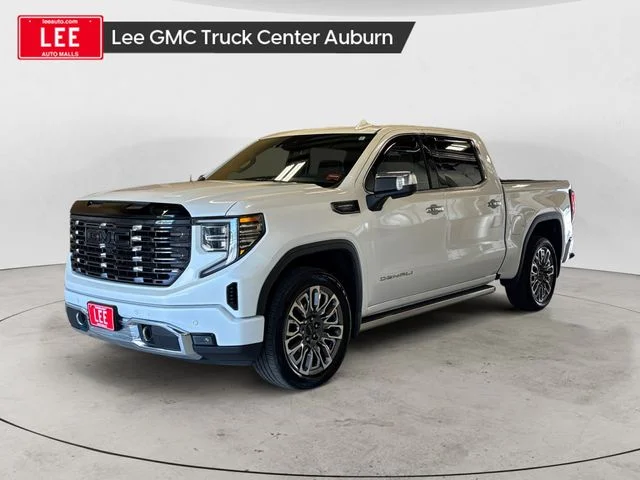 Used 2025 White GMC Denali Ultimate image 1