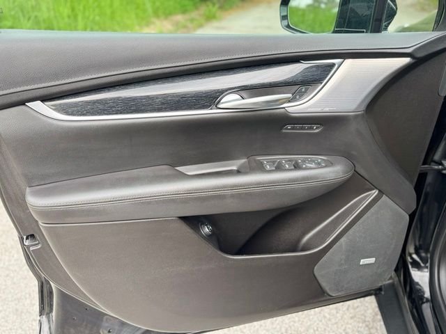 Used 2023 Black Metallic Cadillac Premium Luxury image 9