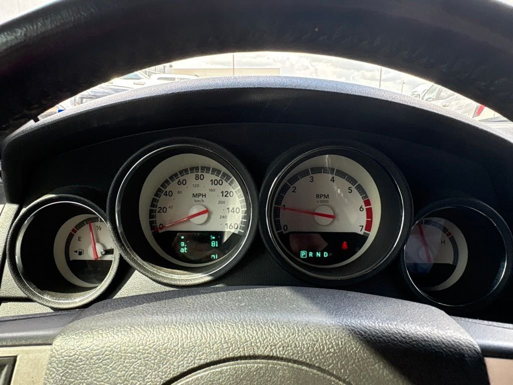 Used 2008 Orange Dodge R/T image 5