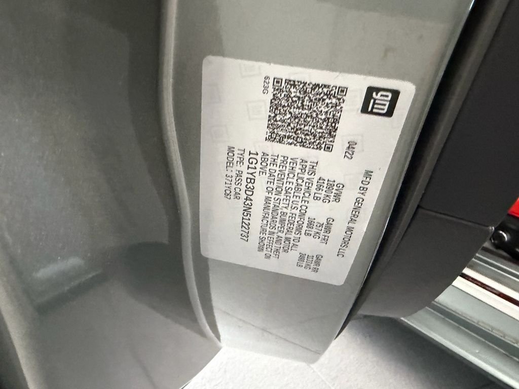Used 2022 Gray Chevrolet Stingray image 17