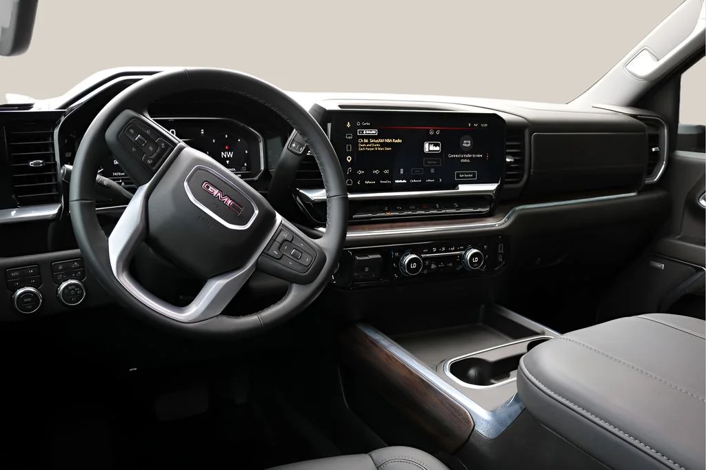 Used 2025 Black GMC SLT image 15