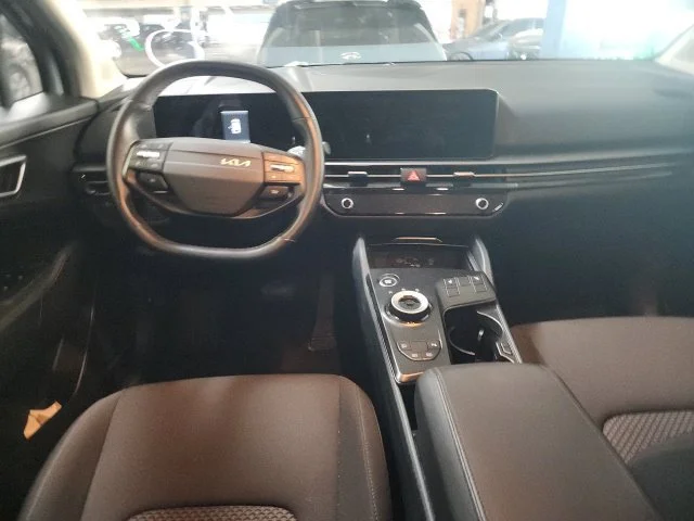 Used 2026  Kia S image 5