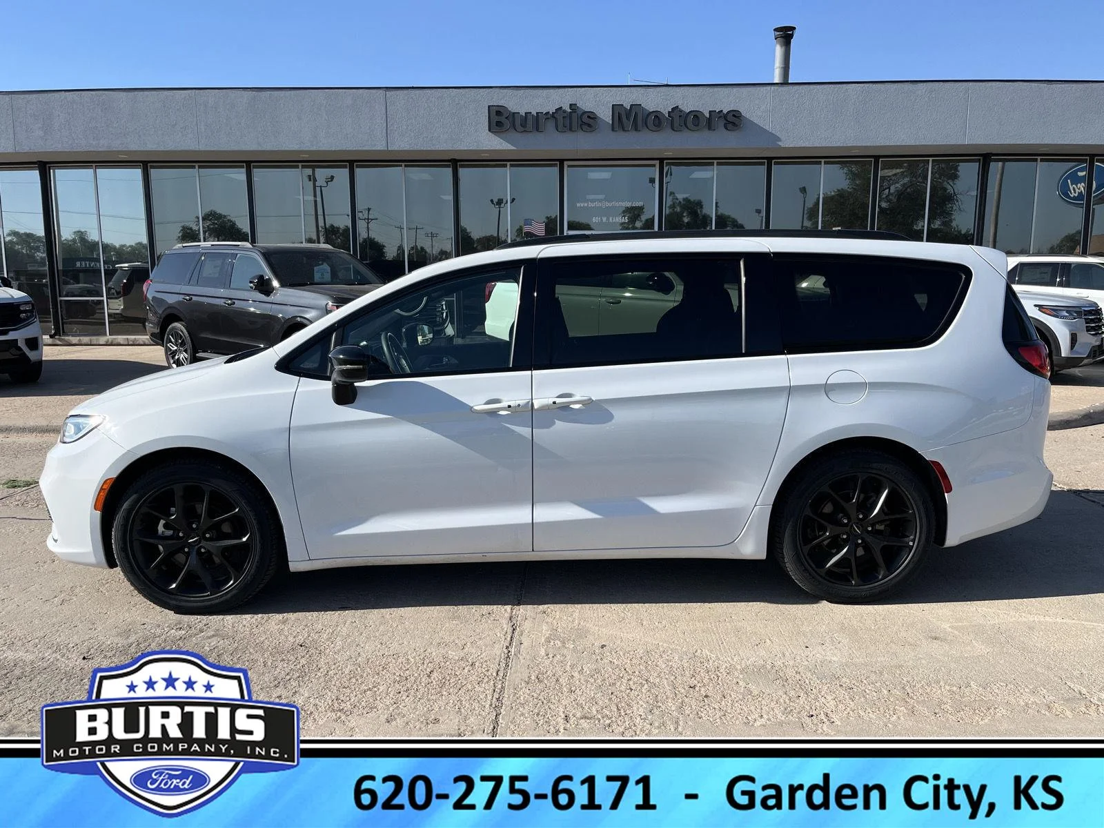2025 Chrysler Pacifica