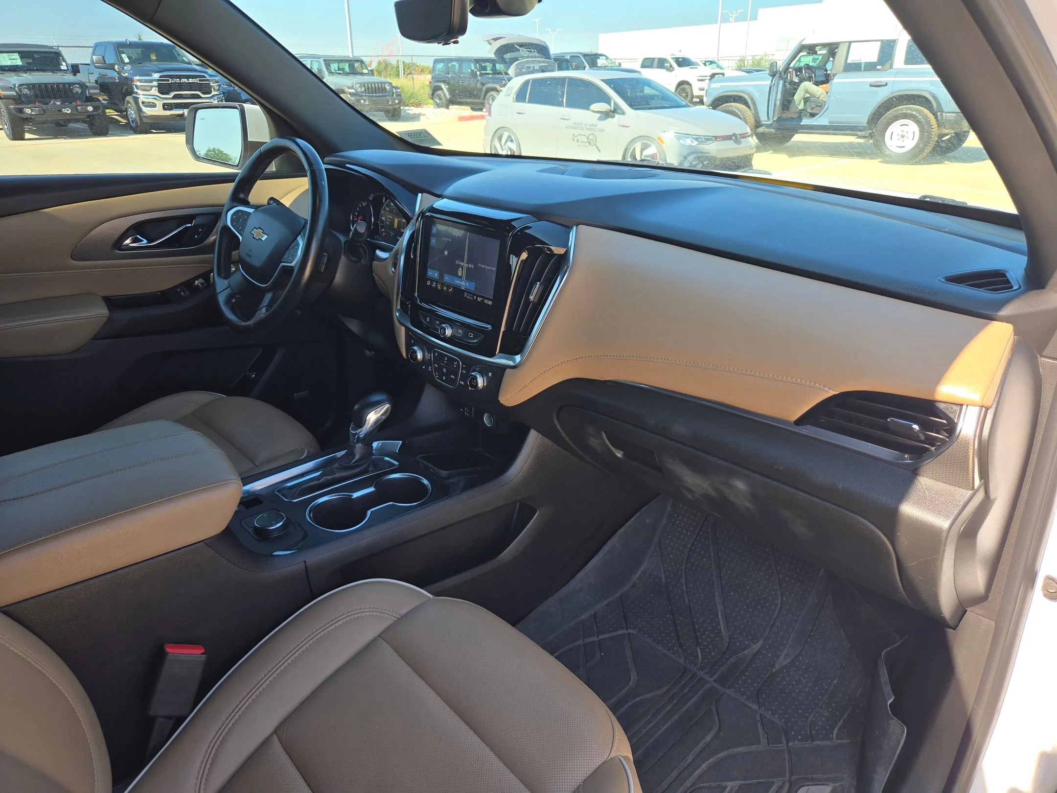Used 2023 Beige Chevrolet Premier image 27