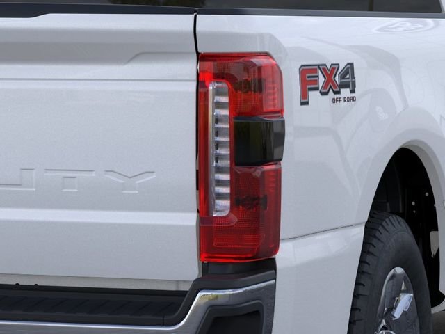 New 2026 Star White Metallic Tri-Coat Ford F-250® Lariat® image 21