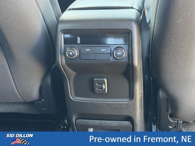 Certified Used 2019 PEPPERDUST METALLIC GMC SLE image 16