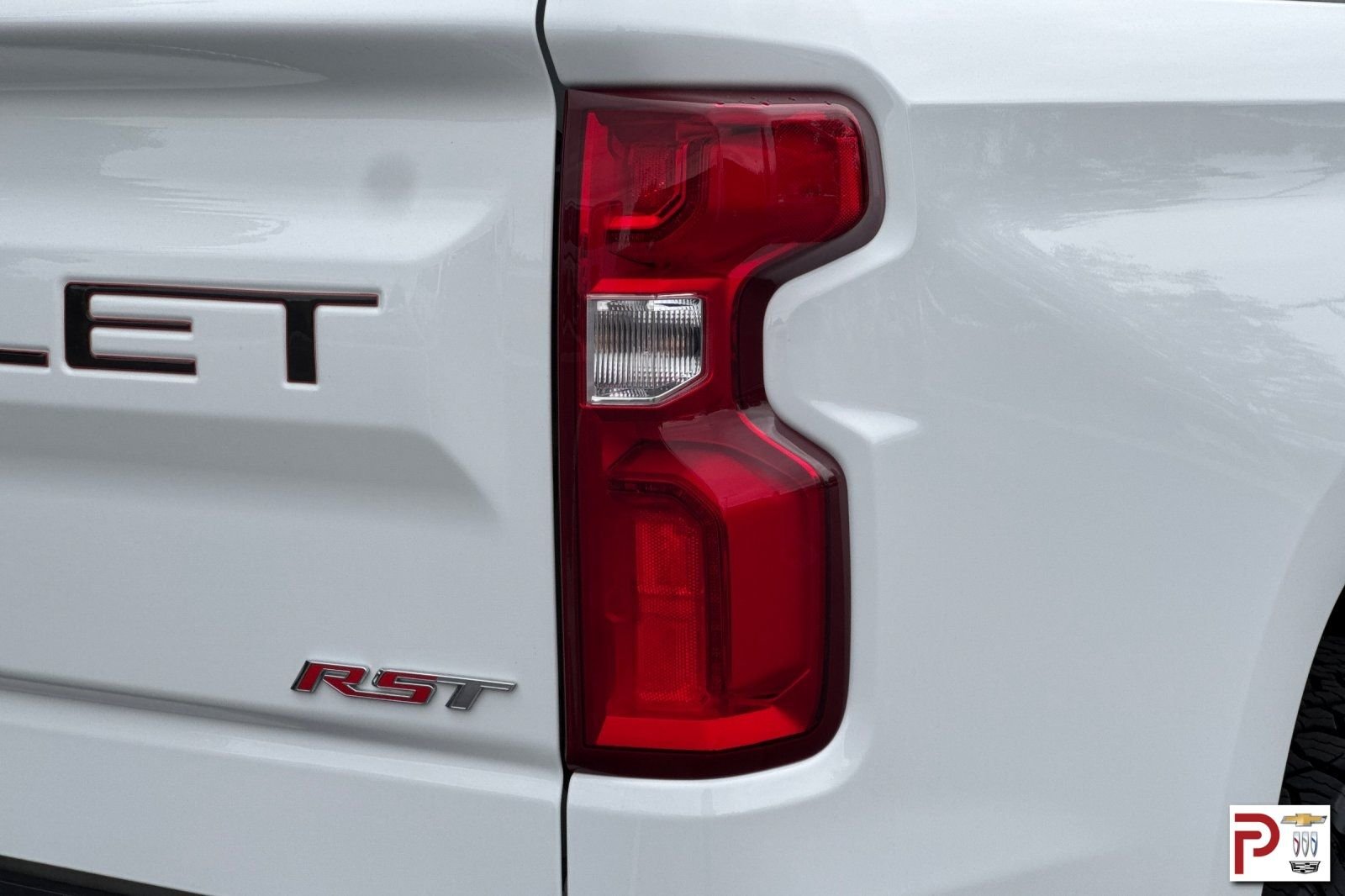 Used 2020 White Chevrolet RST image 33