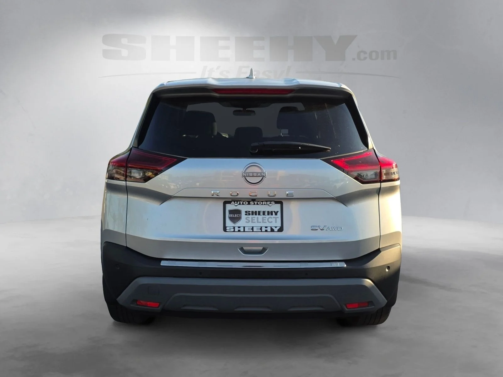 Used 2023 Silver Nissan SV image 13