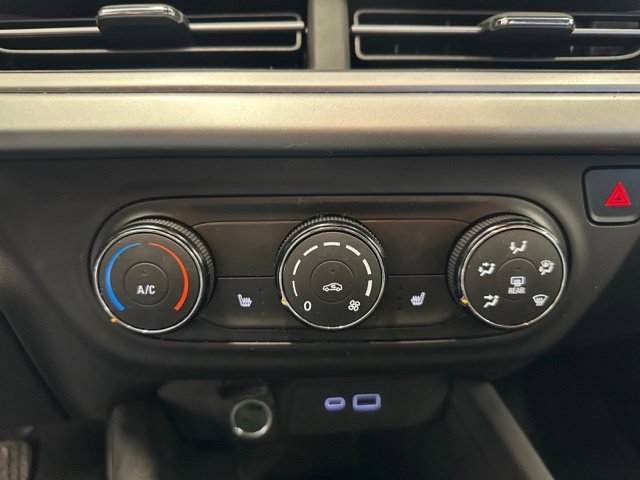 Used 2024 Red Chevrolet 1RS image 28