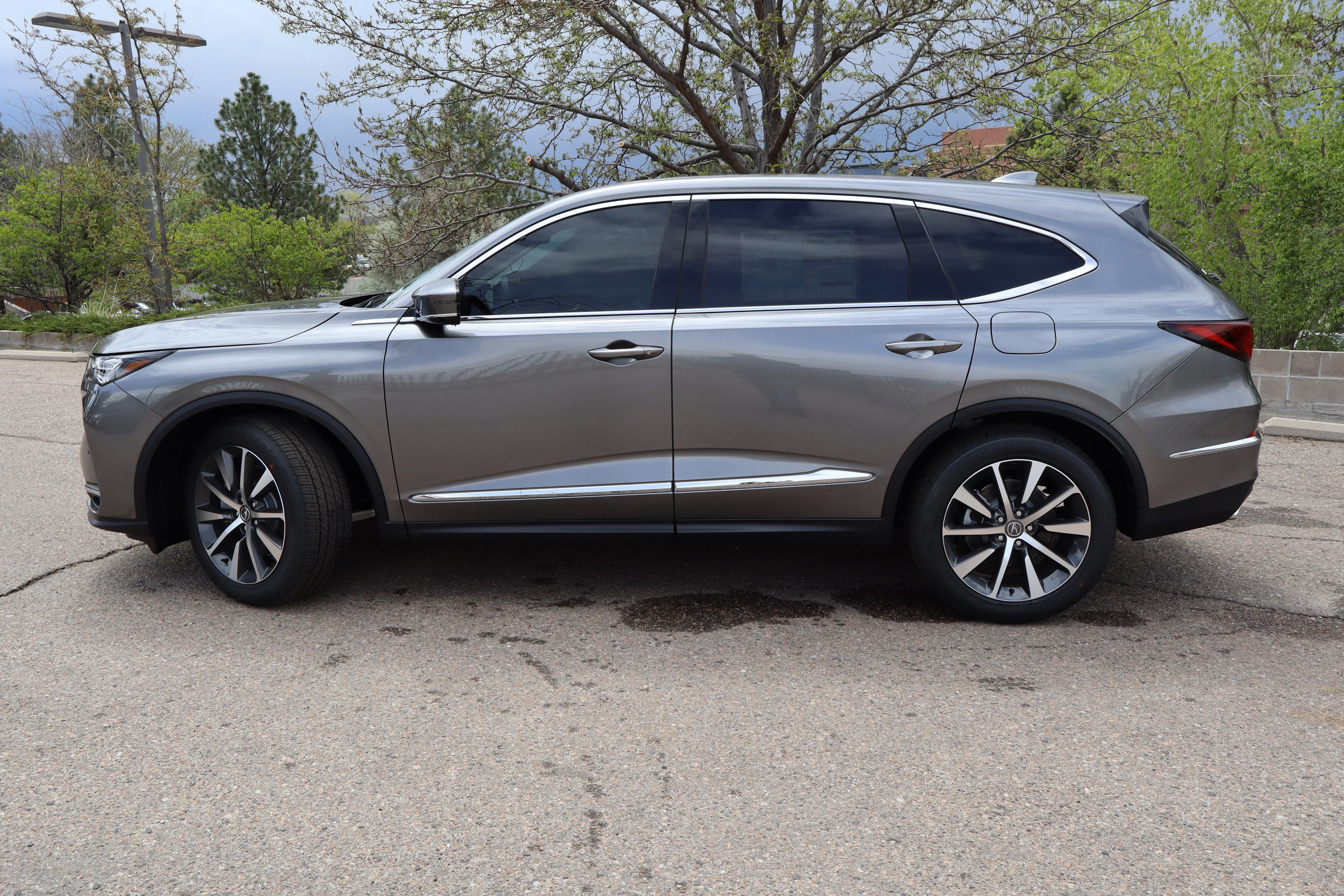 New 2026 Liquid Carbon Metallic Acura w/Technology Package image 3