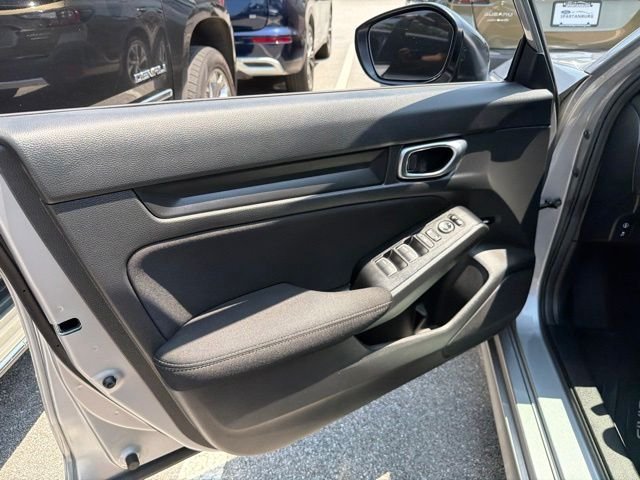 Used 2024  Honda Sport image 15