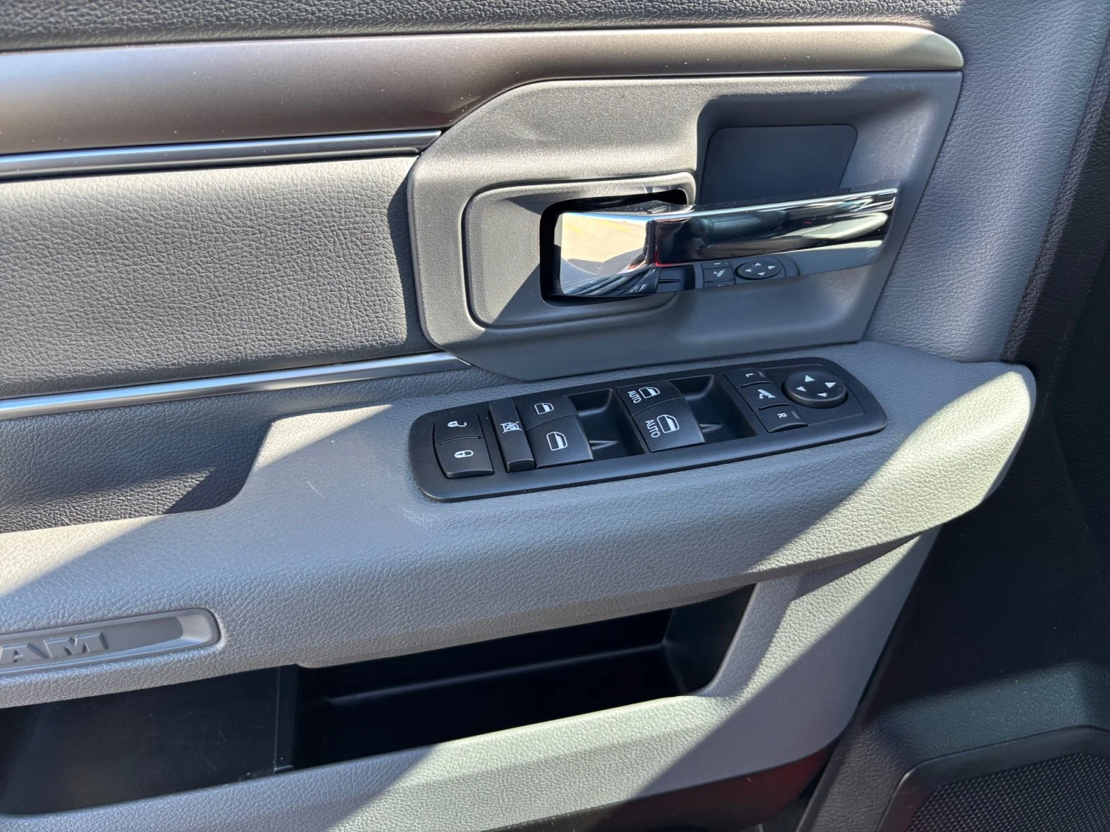 Used 2019 Red Ram Warlock image 11