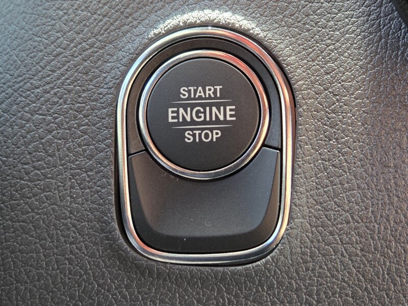 New 2026 Arctic White Mercedes-Benz  image 33