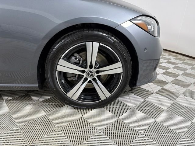New 2026 Selenite Grey Metallic Mercedes-Benz C 300 image 9