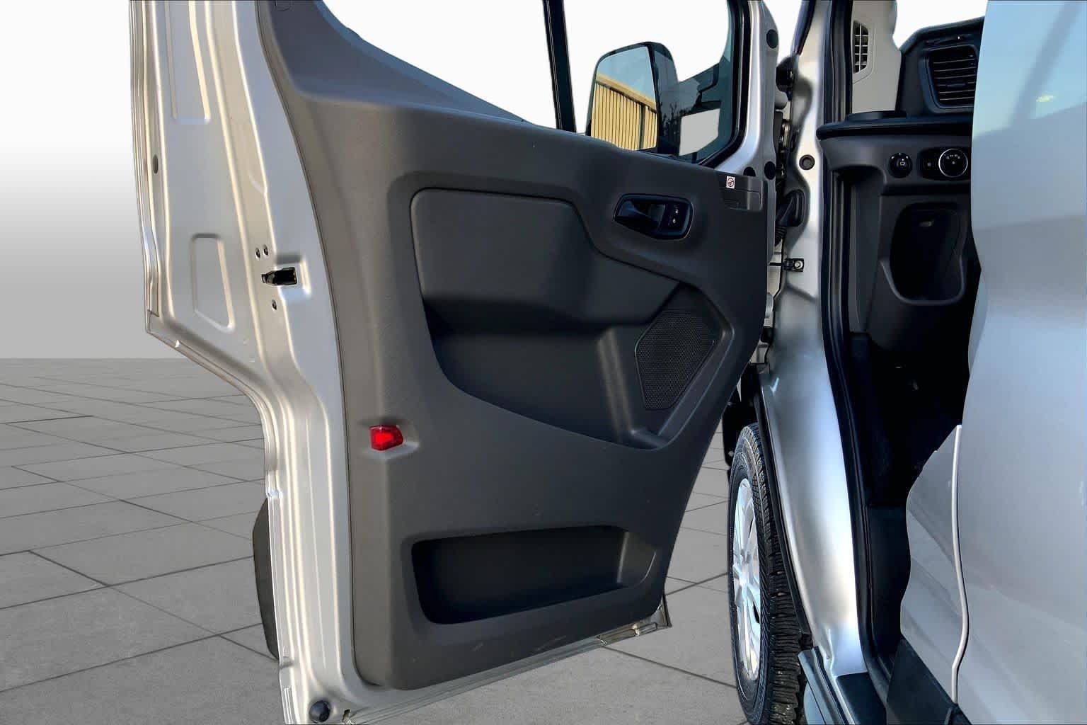 Used 2020 Ingot Silver Metallic Ford  image 20